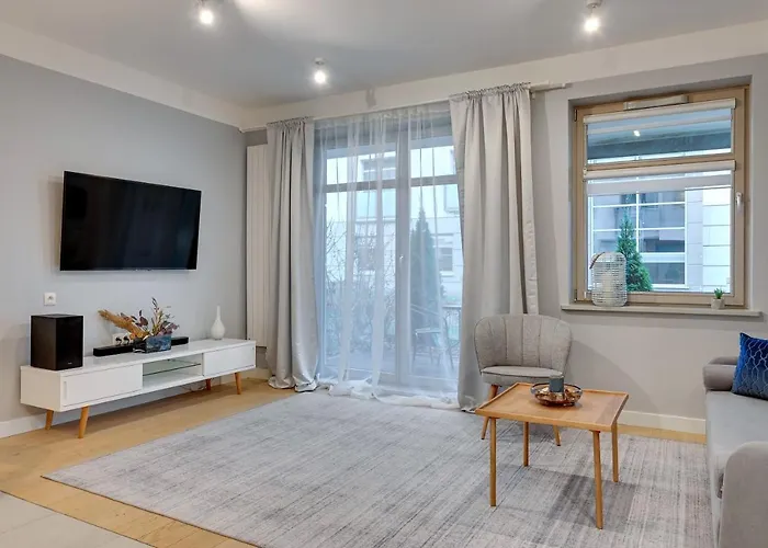 Rezydencja Marina Seaside & Free Parking By Downtown Apartments