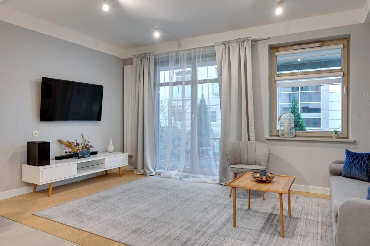 Marina Seaside & Free Parking By Downtown Apartment Danzig